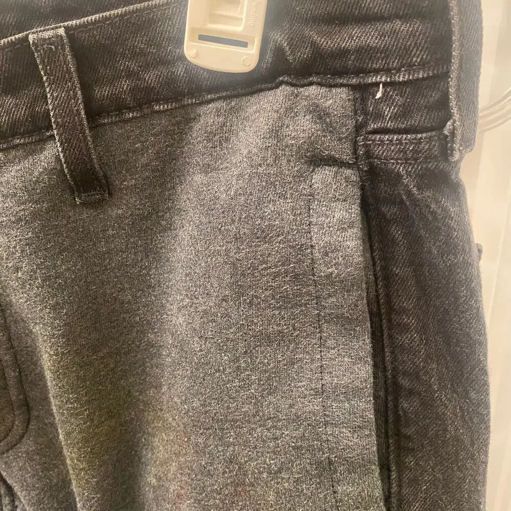 Levi’s Strauss Gray Fleece Front Athletic Taper Black Jeans Size 32 x 32